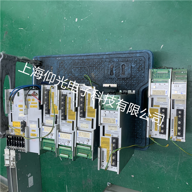 處理加工廠力士樂(lè)驅(qū)動(dòng)器EC-HCS03運(yùn)行過(guò)載故障維修案例