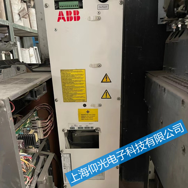 abb變頻器上電不顯示怎么修理ACS800-07-0550-5報警FF74故障維修