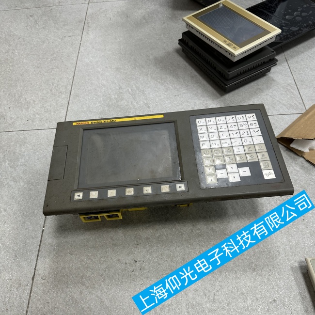 余姚發(fā)那科數(shù)控系統(tǒng)Series 32i-MODEL B有顯示無內(nèi)容故障維修放心優(yōu)選