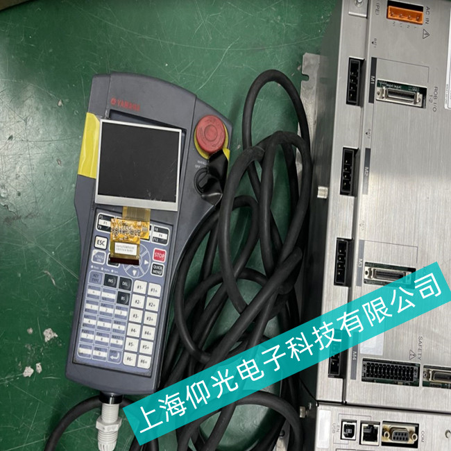 無錫雅馬哈機(jī)器人示教器RPB系列液晶屏花屏維修電話號碼