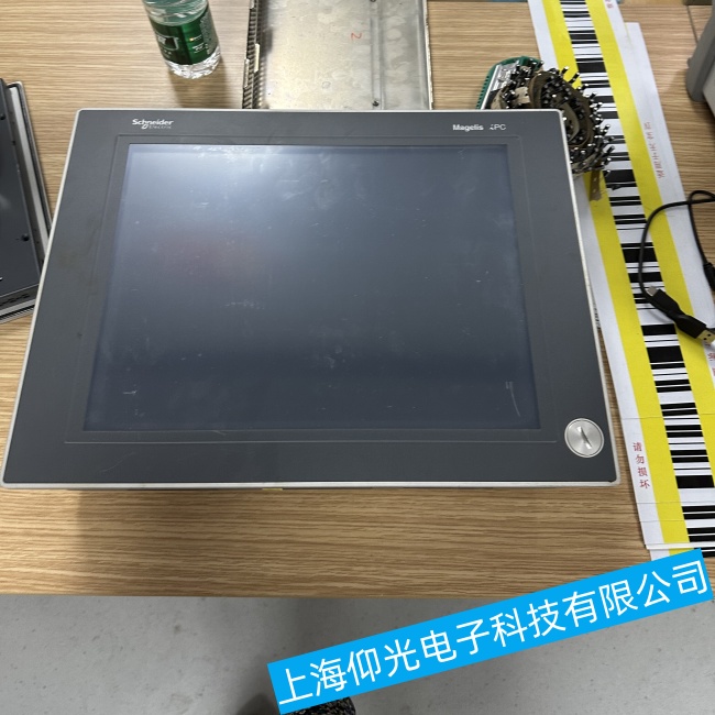 江蘇施耐德工控機(jī)5PC820系列在開機(jī)過程中出現(xiàn)死機(jī)故障維修廠家電話號碼