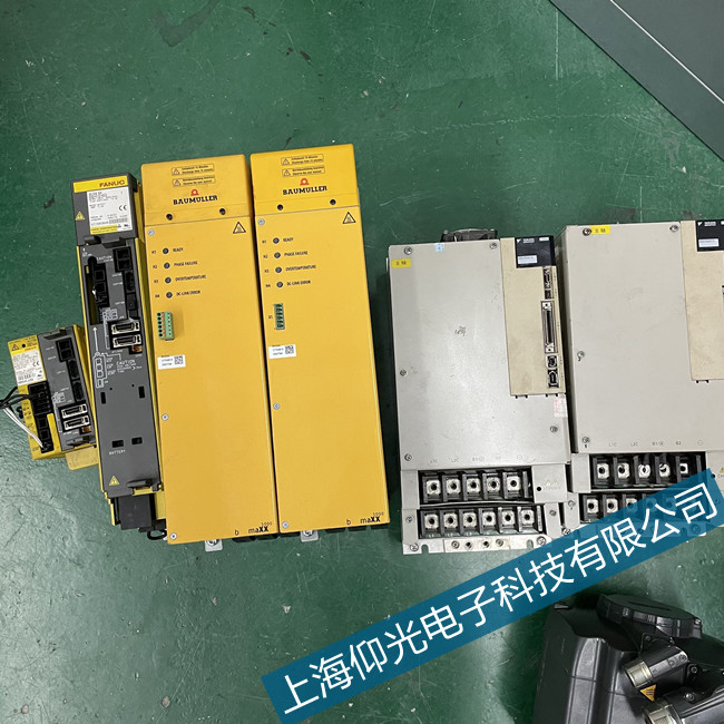 Baumuller鮑米勒BM4454-ZI6驅(qū)動器81散熱器報(bào)警哪里能維修