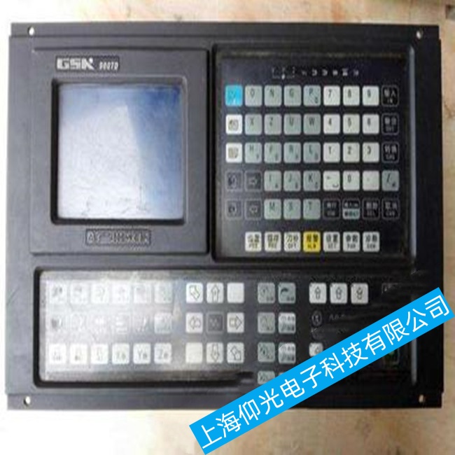 開(kāi)封廣數(shù)數(shù)控系統(tǒng)GSK980TDa上電后無(wú)任何顯示故障維修維護(hù)加工中心