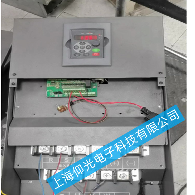 變頻器VFD9000-075-P090-T4出現接地故障該如何維修