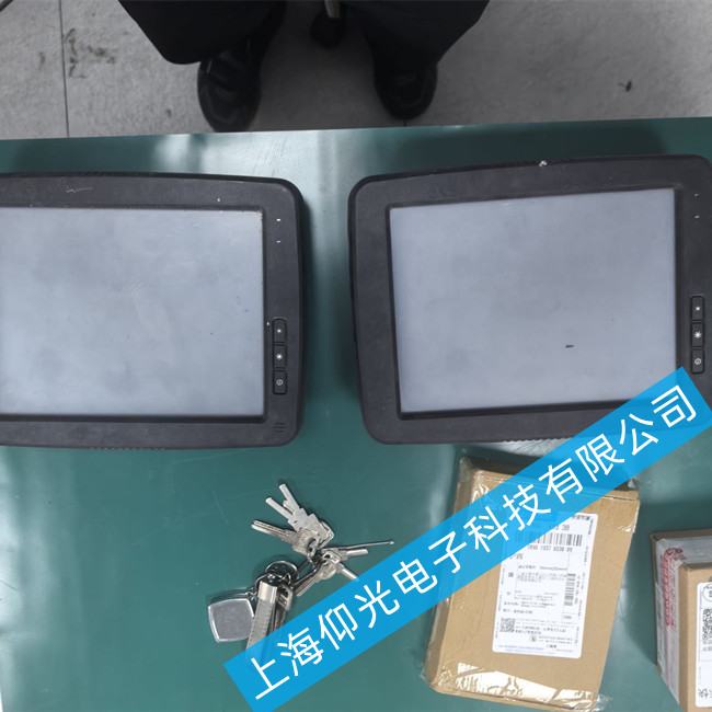 麥基嘉觸摸屏C000 122-50黑屏不能開機(jī)故障維修方法